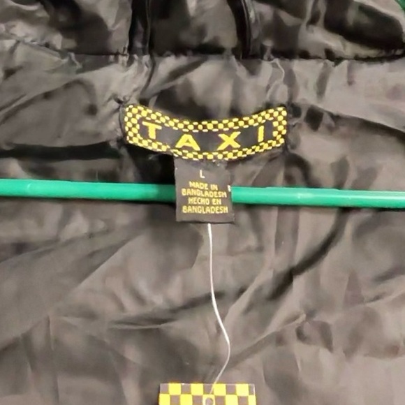 Taxi Stylish Women's Colorblock Vest - Black, Blue, and White - Picture 8 of 10